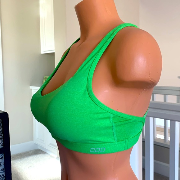Lorna Jane Green Sports Bra - Picture 3 of 3
